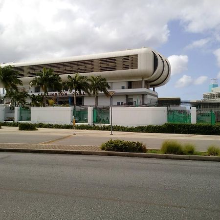 Spacious Colonial Bridgetown Exterior foto
